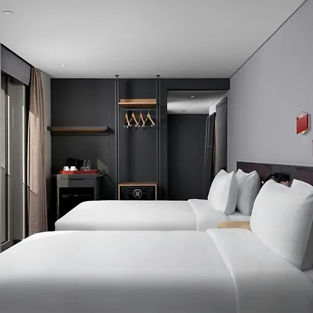 Aloft By Marriott Karakoy فندق *