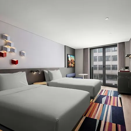 Aloft By Marriott Karakoy מלון