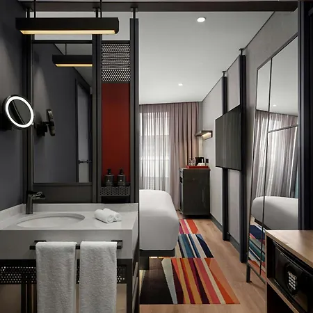 מלון Aloft By Marriott Karakoy 4*